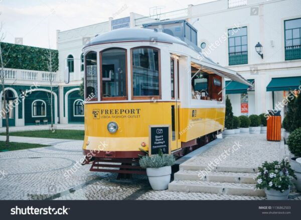 From Lisbon: Round-trip Shuttle to Freeport Fashion Outlet - Common Questions