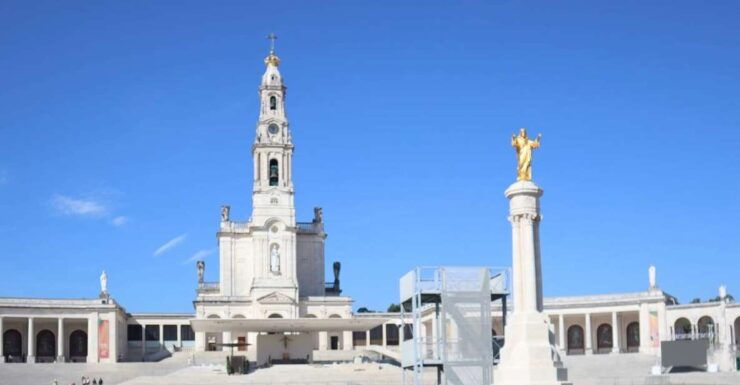 From Lisbon: Sanctuary of Fatima & Little Shepherds' Village - Highlights