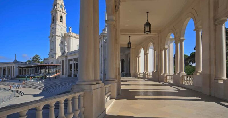 From Lisbon: Sanctuary of Fátima & the Little Shepherds Town - Exploring the Sanctuary of Fátima