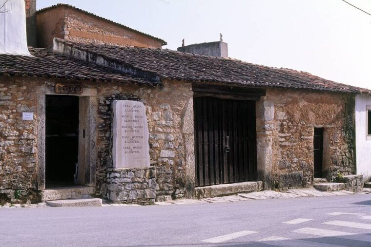 From Lisbon: Sanctuary of Fátima & the Little Shepherds Town - The Value of This Tour