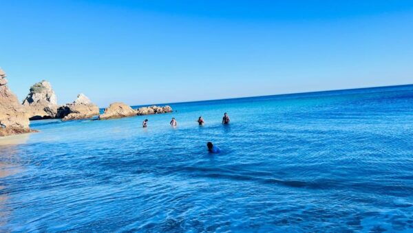 From Lisbon: Setúbal Castles-Beaches-Mountains Full Day Trip - Sesimbra Fishing Town and Beaches