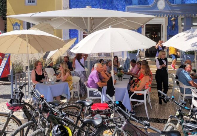 From Lisbon: Sintra and Cascais E-Bike Tour - Languages and Group Size