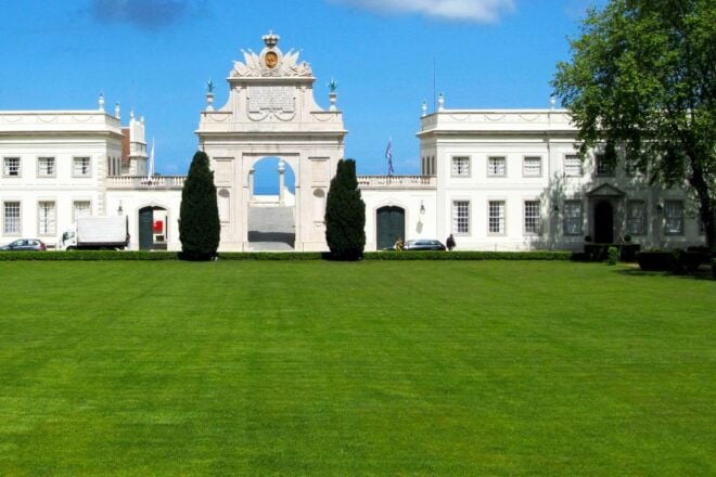 From Lisbon: Sintra, Cabo Da Roca, and Cascais Full-Day Tour - Breathtaking Views Along the Estoril Coast