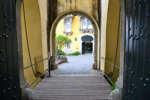 From Lisbon: Sintra, Cascais and Cabo Da Roca Coast Day Tour - Directions