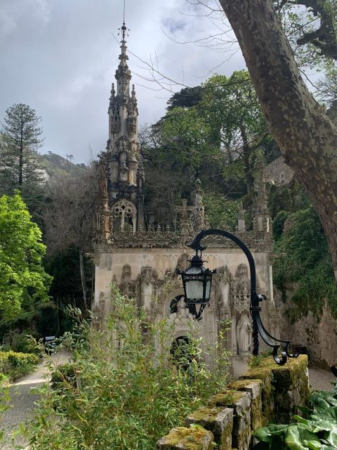 From Lisbon: Sintra & Cascais PRIVATE Tour - Exploring Sintras Historic Center