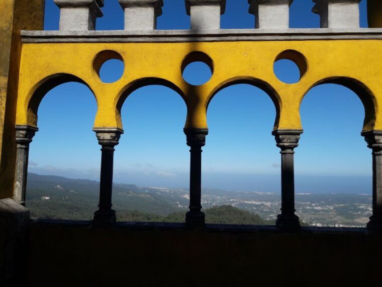 From Lisbon: Sintra & Cascais PRIVATE Tour - Scenic Drive with Cultural Highlights