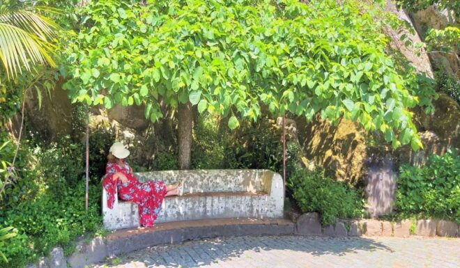 From Lisbon: Sintra, Regaleira and Pena Palace Guided Tour - Discovering Quinta Regaleira