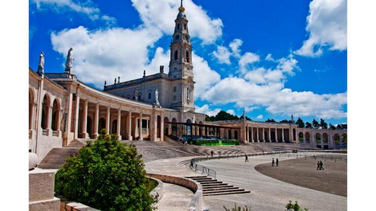 From Lisbon T Fatima 3h Luxury Private Tour - Tour Details