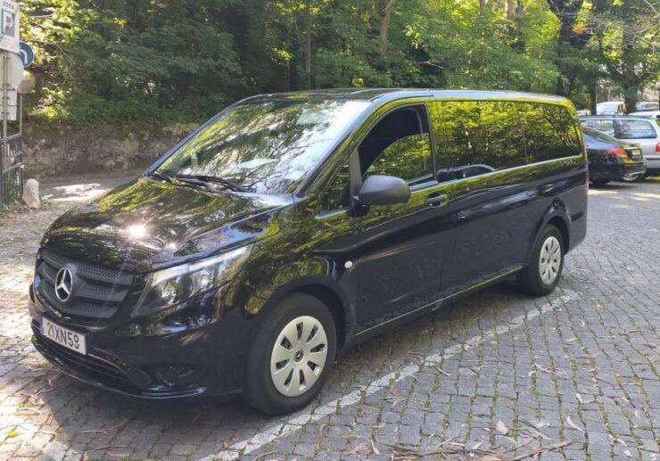 From Lisbon to Porto - Long Distance Transfer up 7Pax - Driver Information and Multilingual Support