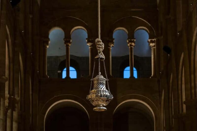 From Lisbon: To Santiago de Compostela Day Trip with Fatima - Who Is This Tour Best For?