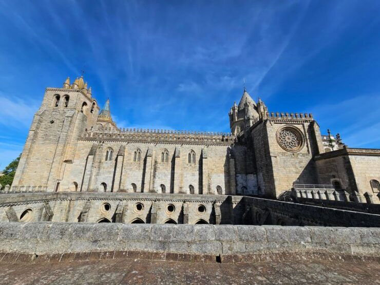 From Lisbon to the Discovery of Évora and Arraiolos - Itinerary