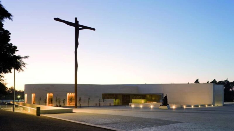 From Lisbon: Tomar and Fátima Day Trip with Guide - Practical Details and Experience Highlights