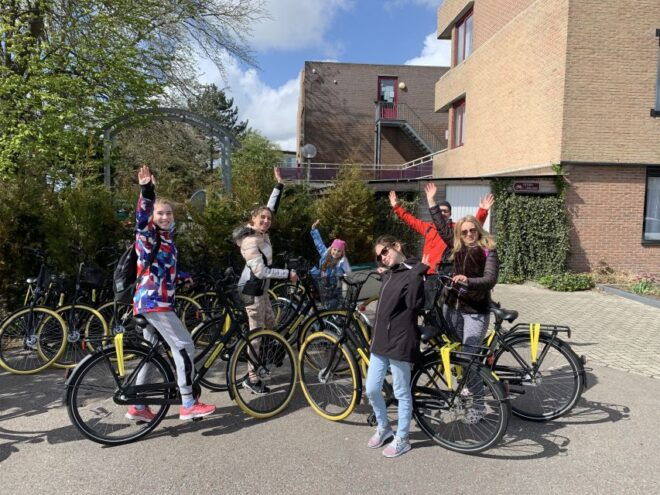 From Lisse: Flower Bike Tour Along Keukenhof Small Group - Important Information