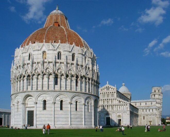 From Livorno: Bus Transfer to the Leaning Tower of Pisa - Activity Highlights