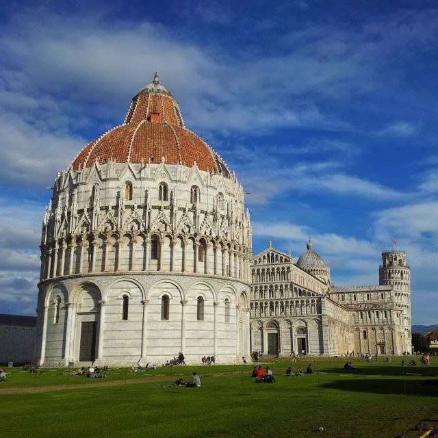 From Livorno Cruise Port: Bus Transfer to Pisa and Lucca - Full Description