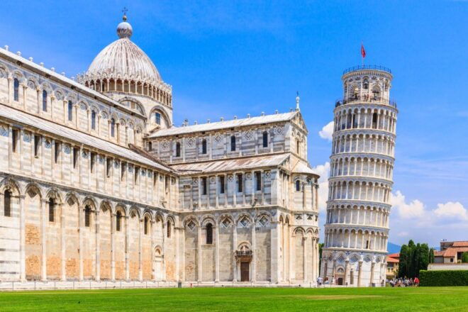 From Livorno Cruise Port: Bus Transfer to Pisa and Lucca - Review Summary