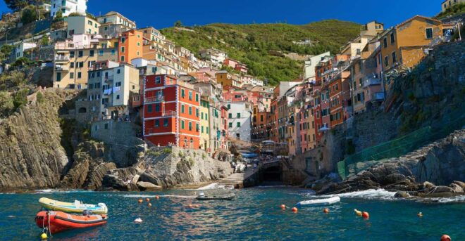 From Livorno: Day Trip to Pisa and Cinque Terres Manarola - Highlights