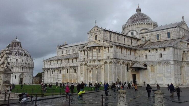 From Livorno: Guided Day Trip to Florence and Pisa by Bus - Activity Description