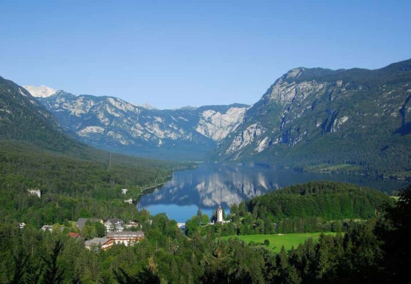 From Ljubljana: Bled & Bohinj Day Trip + Local Picnic Treat - Discovering Slovenias Natural Wonders: Bled & Bohinj Day Trip Review