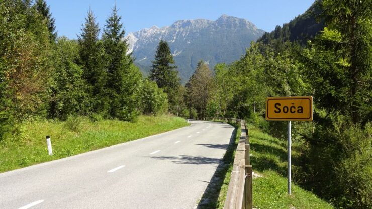 From Ljubljana: Guided Day Tour to Soča and Kranjska Gora - Tour Duration and Language