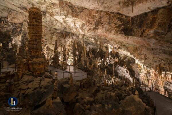 From Ljubljana: Postojna Cave and Predjama Castle Tour - Predjama Castle Visit