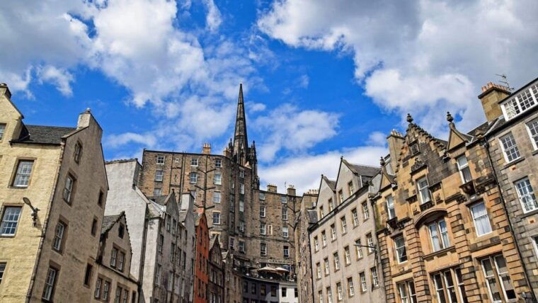 From London: 3-Day Edinburgh Castle and Loch Ness Rail Tour - FAQs