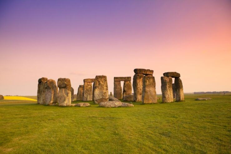 From London: Avebury and Stonehenge Small-Group Tour - Highlights and Experiences