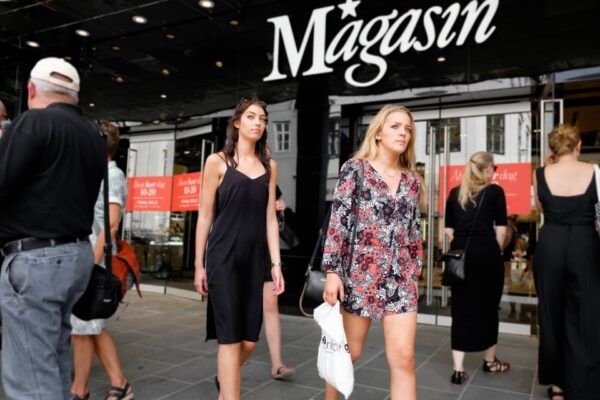 From London: Bicester Village Shopping Trip by Train - The Sum Up