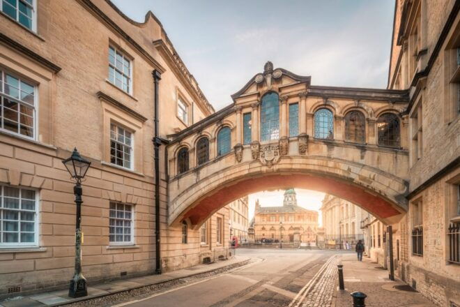 From London: Cotswolds and Oxford Guided Day-Trip - Frequently Asked Questions
