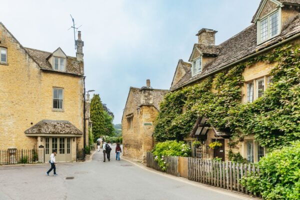 From London: Cotswolds, Blenheim Palace & Downtown Abbey - Duration and Language Options