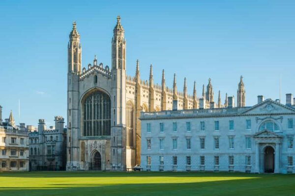From London: Day Tour to Cambridge/Oxford University - Scenic Drive to Oxford