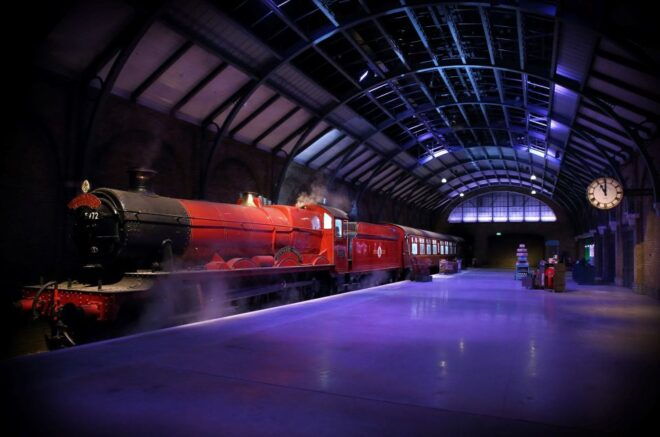 From London: Day Trip to Harry Potter Studios and Oxford - Behind-the-Scenes of Harry Potter Movies