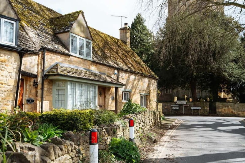 From London: Full-Day Cotswolds Group Tour - Visiting Burford: The Gateway to the Cotswolds