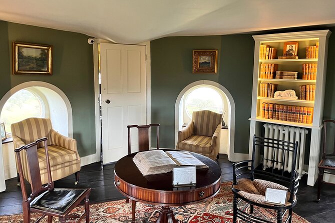 From London: Full Day Cotswolds Small Group Tour With Cream Tea - Itinerary