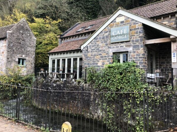 From London: Glastonbury and Cheddar Gorge Guided Day Trip - The Sum Up