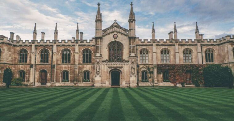 From London: Oxford and Cambridge Guided Day Tour - Who Will Love This Tour?