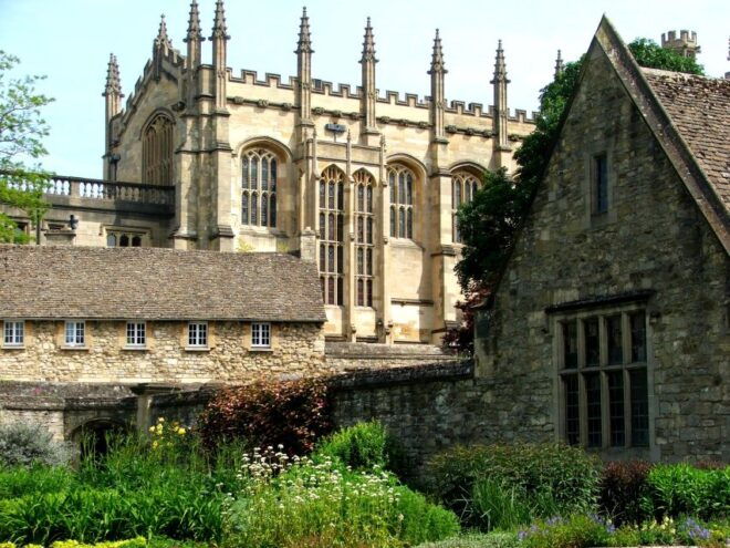 From London: Oxford by Rail & Harry Potter Highlights Tour - Train Travel