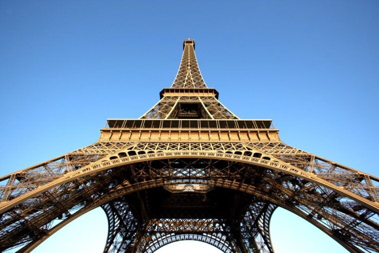 From London: Paris Day Trip With Eiffel Tower & Lunch Cruise - Meeting and Departure Information