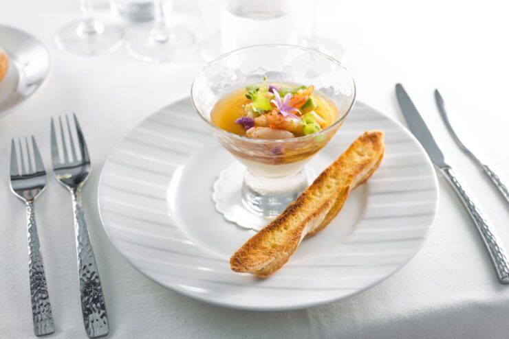 From London: Paris Tour With Lunch Cruise & Sightseeing Tour - Itinerary Overview