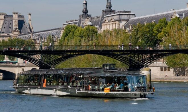 From London: Paris Tour With Lunch Cruise & Sightseeing Tour - Tour Reviews