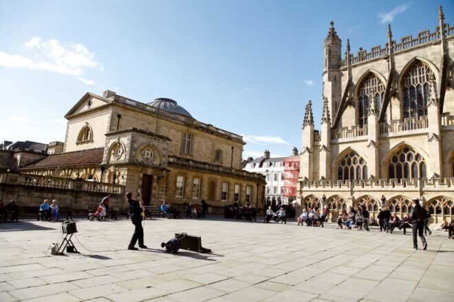 From London: Stonehenge, Bath & Lacock Full-Day Sunrise Tour - Select Participants and Date