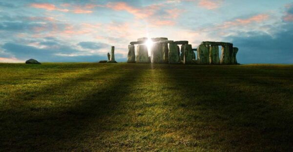 From London: Stonehenge, Bath & Lacock Full-Day Sunrise Tour - The Sum Up