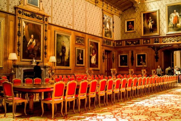 From London: Stonehenge, Oxford, & Windsor Private Car Tour - Private Car Tour