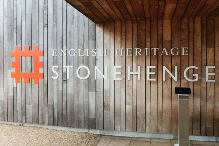 From London: Stonehenge & Roman Baths Full-Day Trip - Experience Highlights