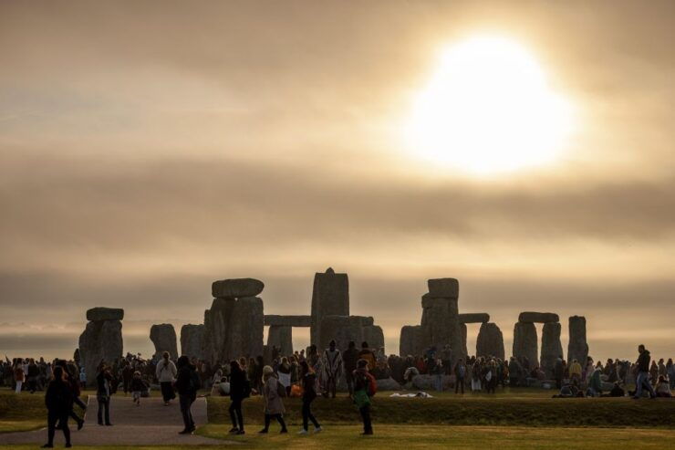 From London: Stonehenge Summer Solstice Sunrise Tour(Jun 21) - Tour Details