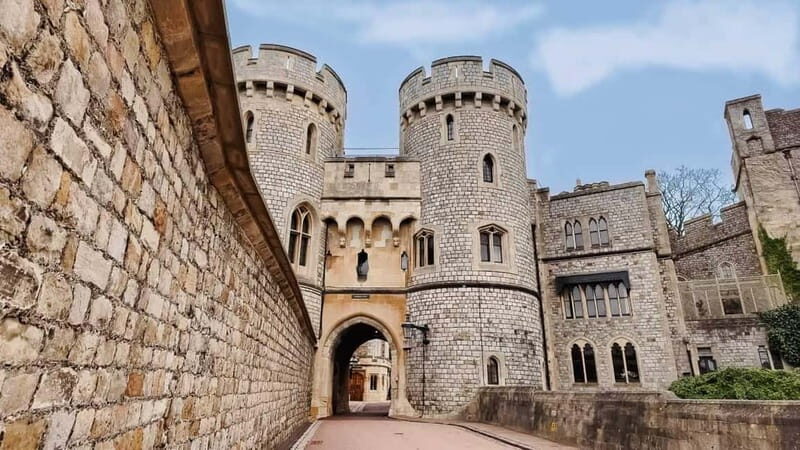 From London: Stonehenge & Windsor Castle Tour with Tickets - Authentic Experiences from Reviews