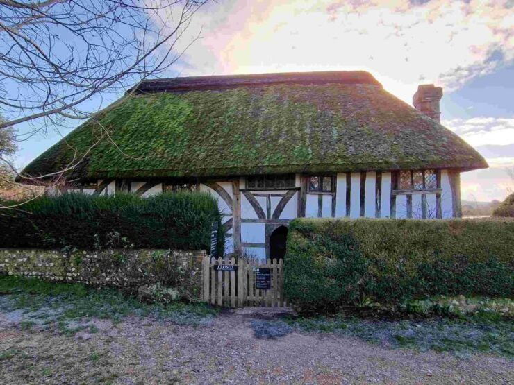 From London: Sussex Villages and White Cliffs Guided Tour - Free Cancellation and Duration