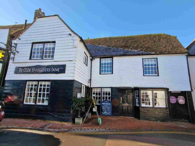 From London: Sussex Villages and White Cliffs Guided Tour - Villages and Points of Interest