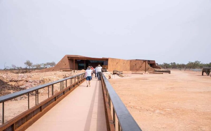 From Longreach: Outback Winton Full Day Tour - Scenic Return and Final Reflections