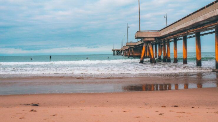 From Los Angeles: Full Day L.A Suburbs and Attractions Tour - Tour Highlights